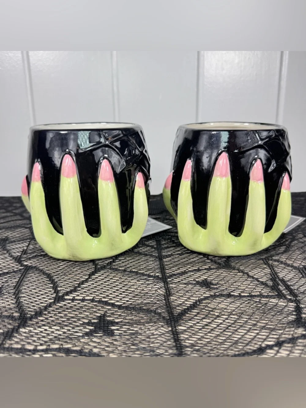 NEW Cobwebs & Cauldrons Witch Hands Spiderwebs Halloween Mugs